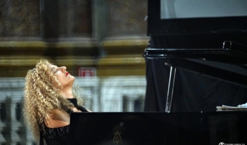 At Bocconi, a Concert for Two Pianos